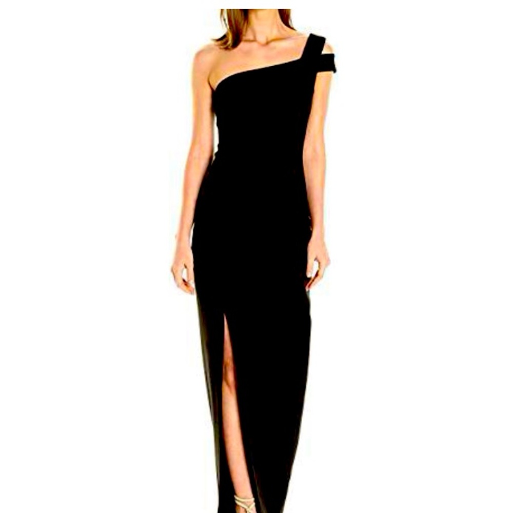 LIKELY Woman’s Maxson Gown